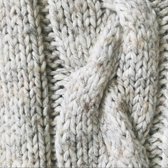 Vintage Hand Knit Chunky Sweater Size Med Oatmeal - Picture 11 of 11